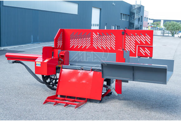 Fendeuse de bûche horizontale 27 T Collino Fendeuse de bûche horizontale 27 T Collino